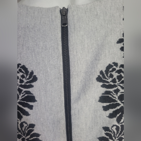 Betsey Johnson black and gray floral pencil dress size 2 whimsigoth office siren - Picture 6 of 9